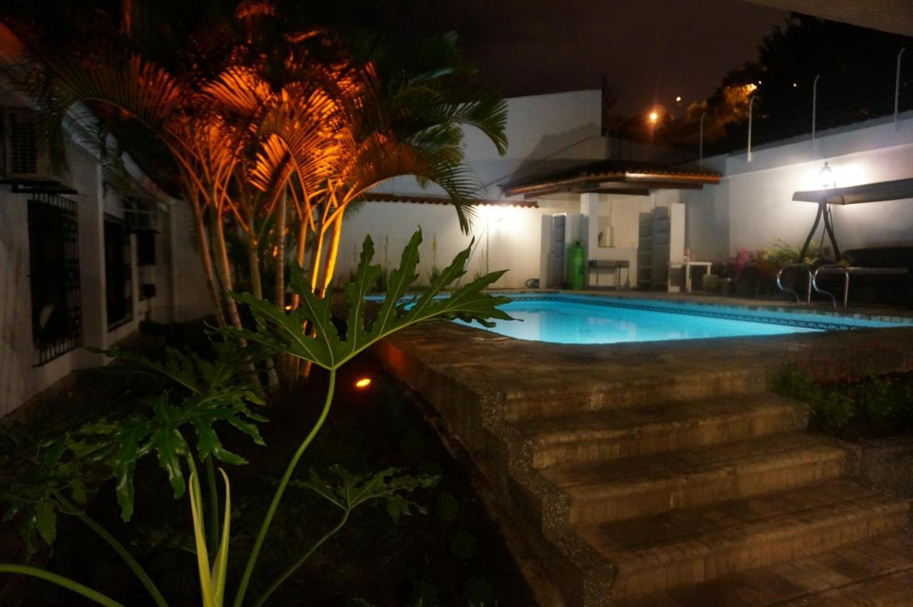 Urban Hotel Boutique Menga Exterior photo